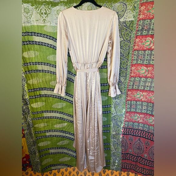 NWT Baltic Born Champange Holly Satin Maxi Dress Size Medium - Picture 10 of 16